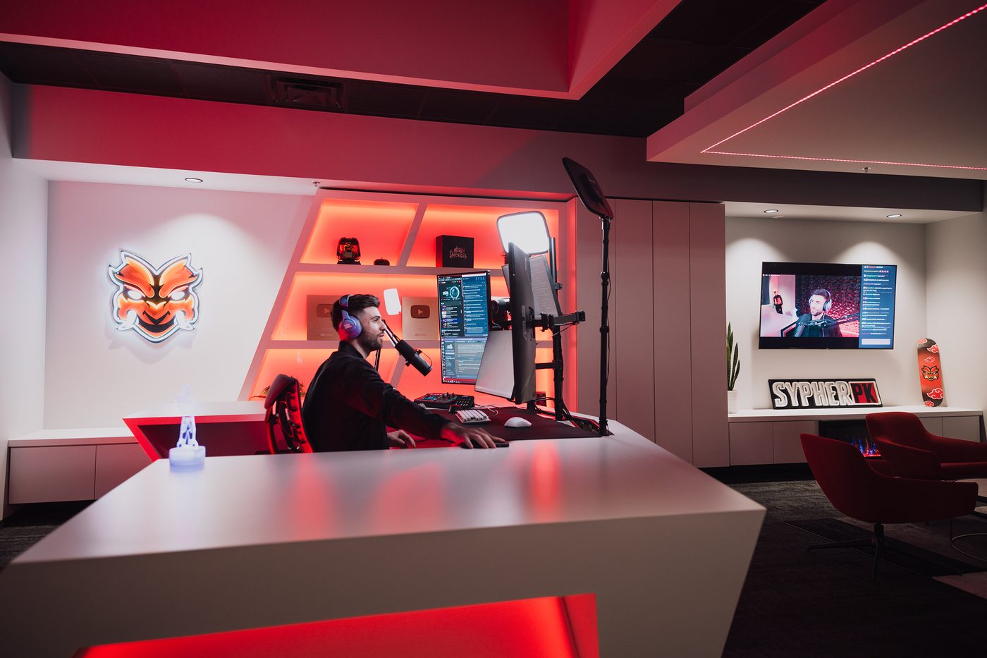 SypherPK at Oni Studios professional stream setup